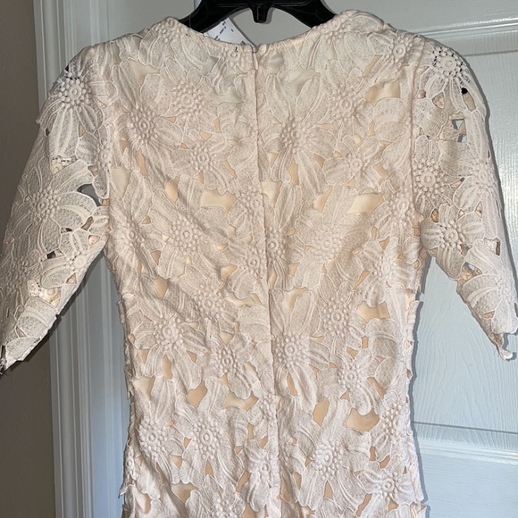 Forever 21 Vintage Floral Embroidered Dress - Picture 7 of 9